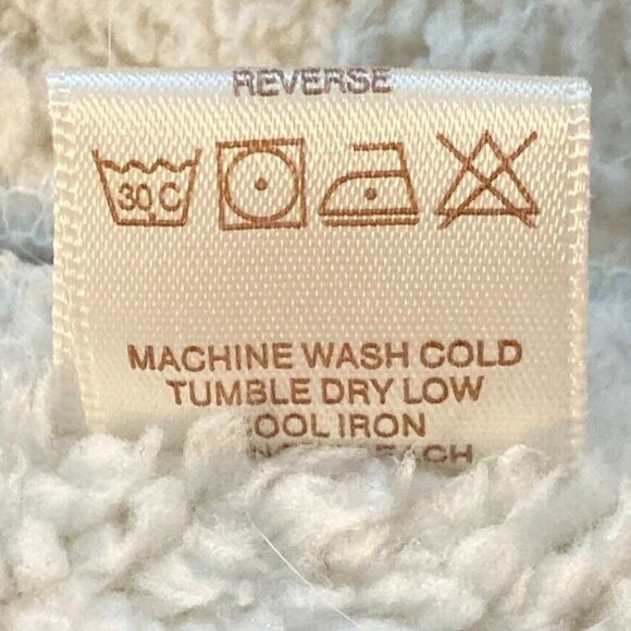 Aventura Exposed Seam Fleece Sherpa Vest With Pockets Med Cream - Picture 7 of 7